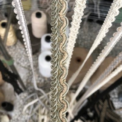 تعویض نوار دور مبلی